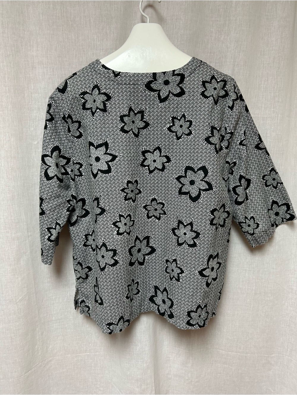 Blouse top Linen cotton blend size 2X black white NWOT - Picture 3 of 7